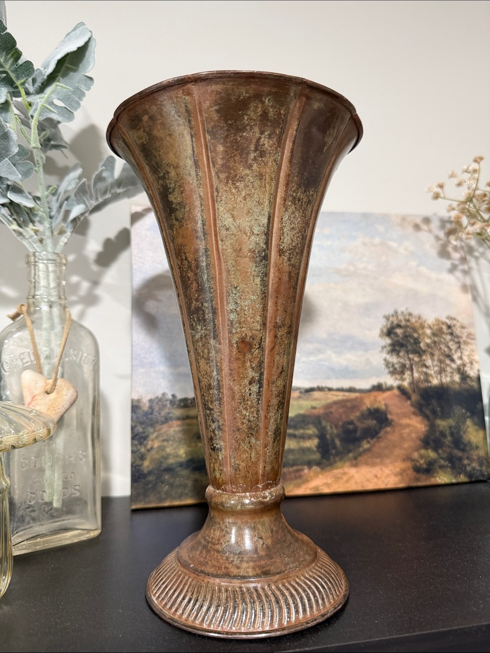 Vintage Hammered Metal Trumpet Vase Copper Finish Rustic Farmhouse Mantel Decor